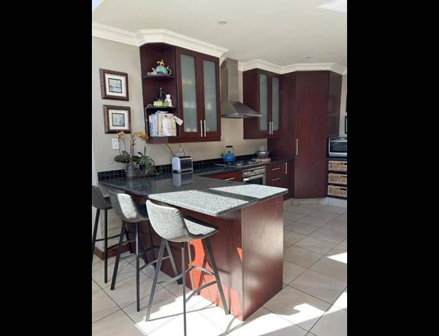 3 BEDROOM HOUSE FOR SALE IN GREENSTONE HILL